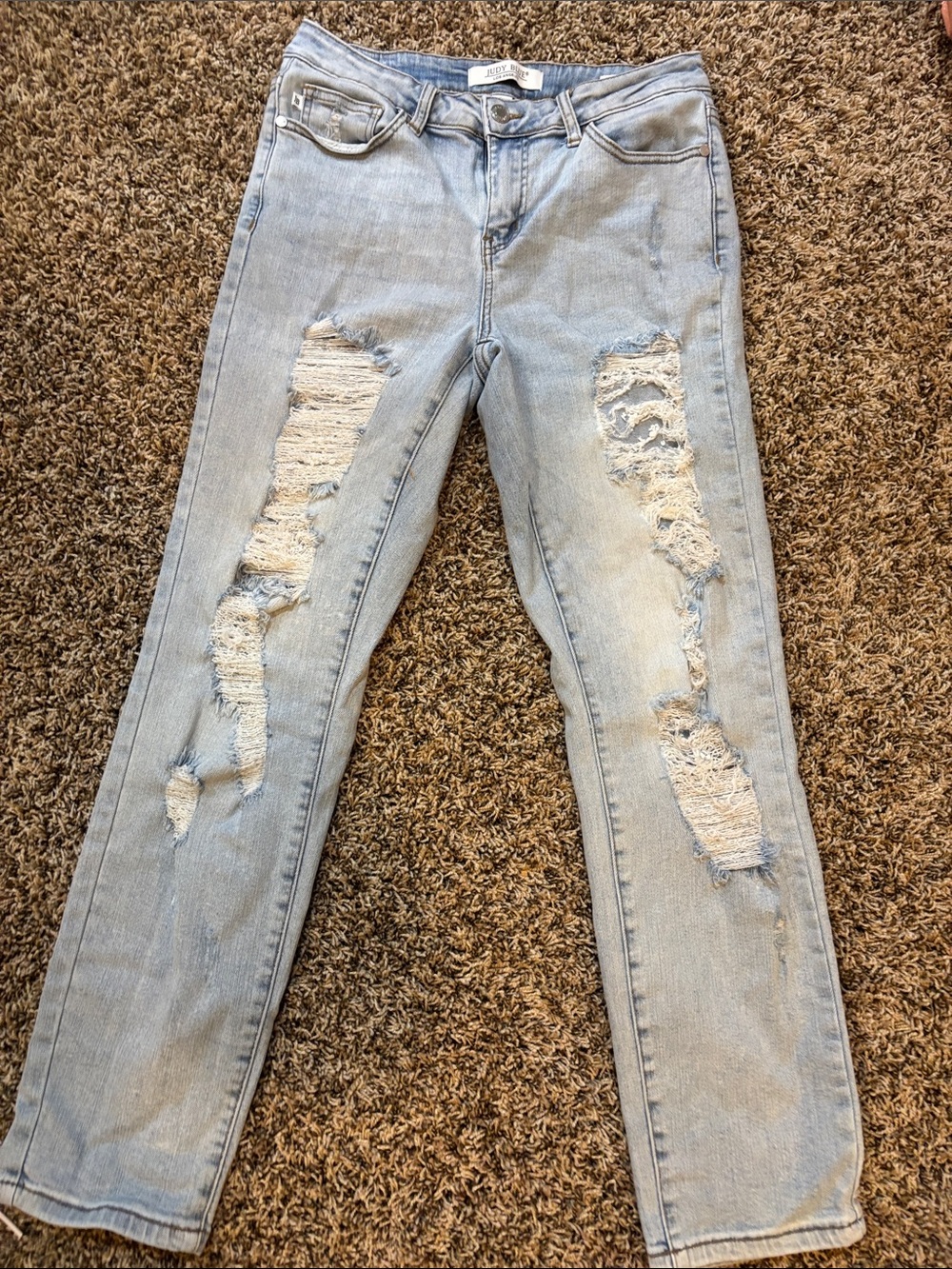 Judy Blue Light Blue Distressed Skinny Jeans